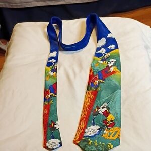 3/$25 Vintage Disney Characters Playing Golf Men's Tie